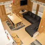 Lomayllaes H113-pistopolku 5a By Interhome *