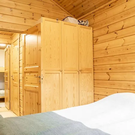 Hébergement de vacances Lomayllaes H113-pistopolku 5a By Interhome